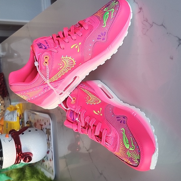Nike Air Max 1 Dia De Muertos Pink Embroidered Sneakers - Picture 4 of 9